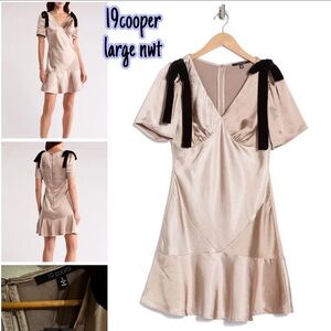 19cooper Bnwt dress size large